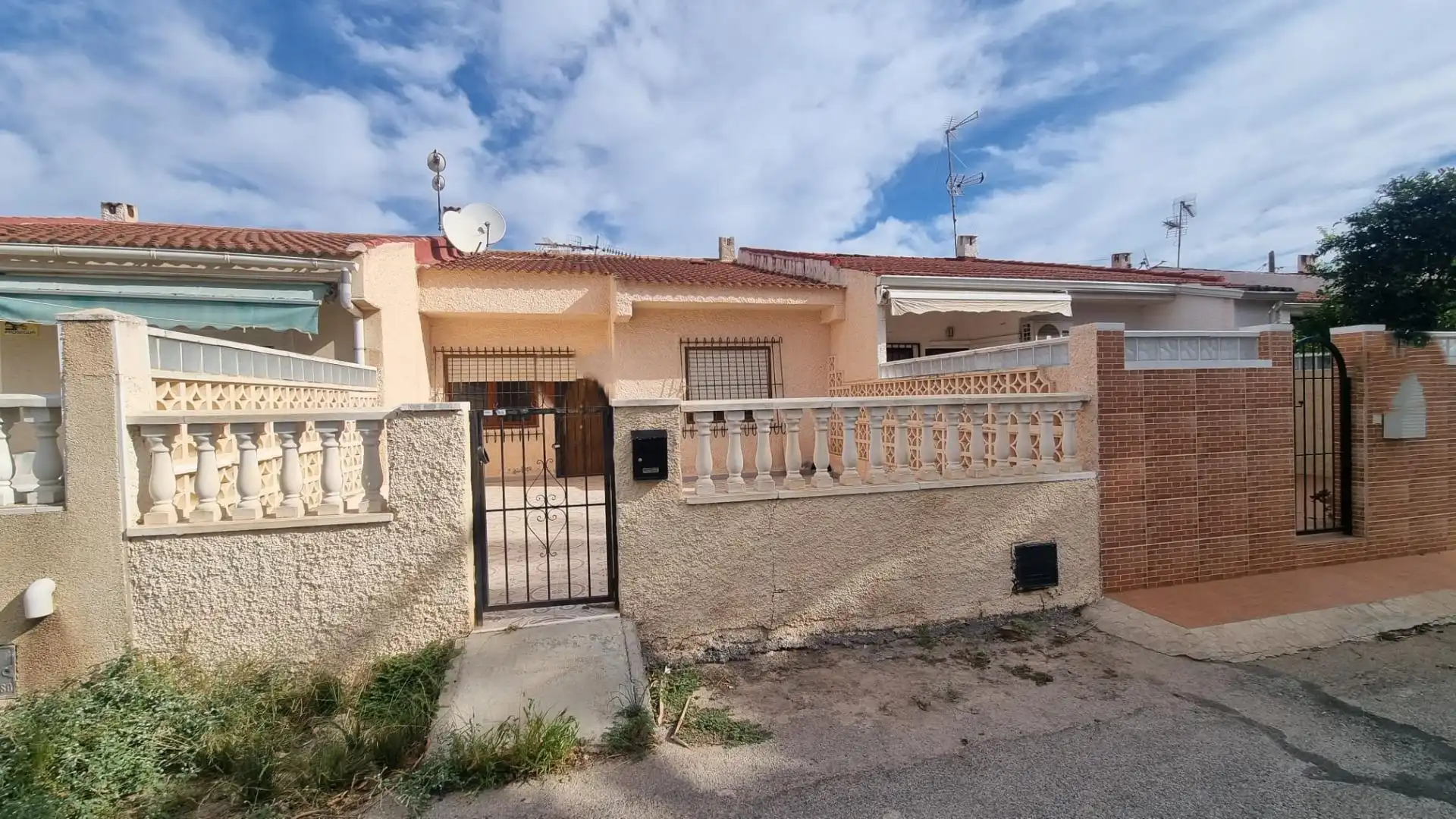 Bungalow en venta en Zona Carrefour - Urbanizaciones, imagen 3