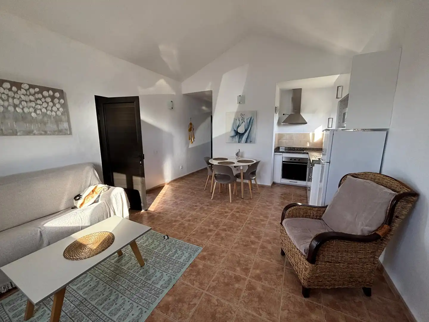 Sala de estar de Casa o chalet de alquiler en La Oliva con Jardín privado, Terraza y Amueblado