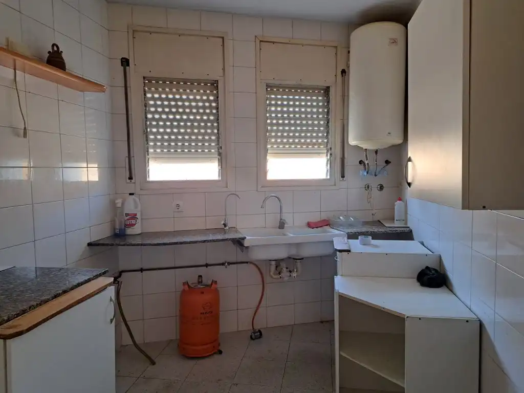 Cuina de Casa adosada en venda en Cubelles amb Terrassa, Traster i Balcó