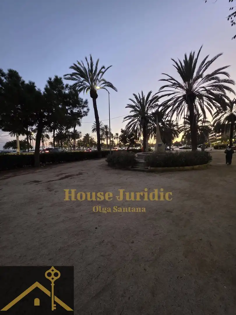 Vista exterior de Piso en venta en Mataró con Aire acondicionado, Calefacción y Terraza