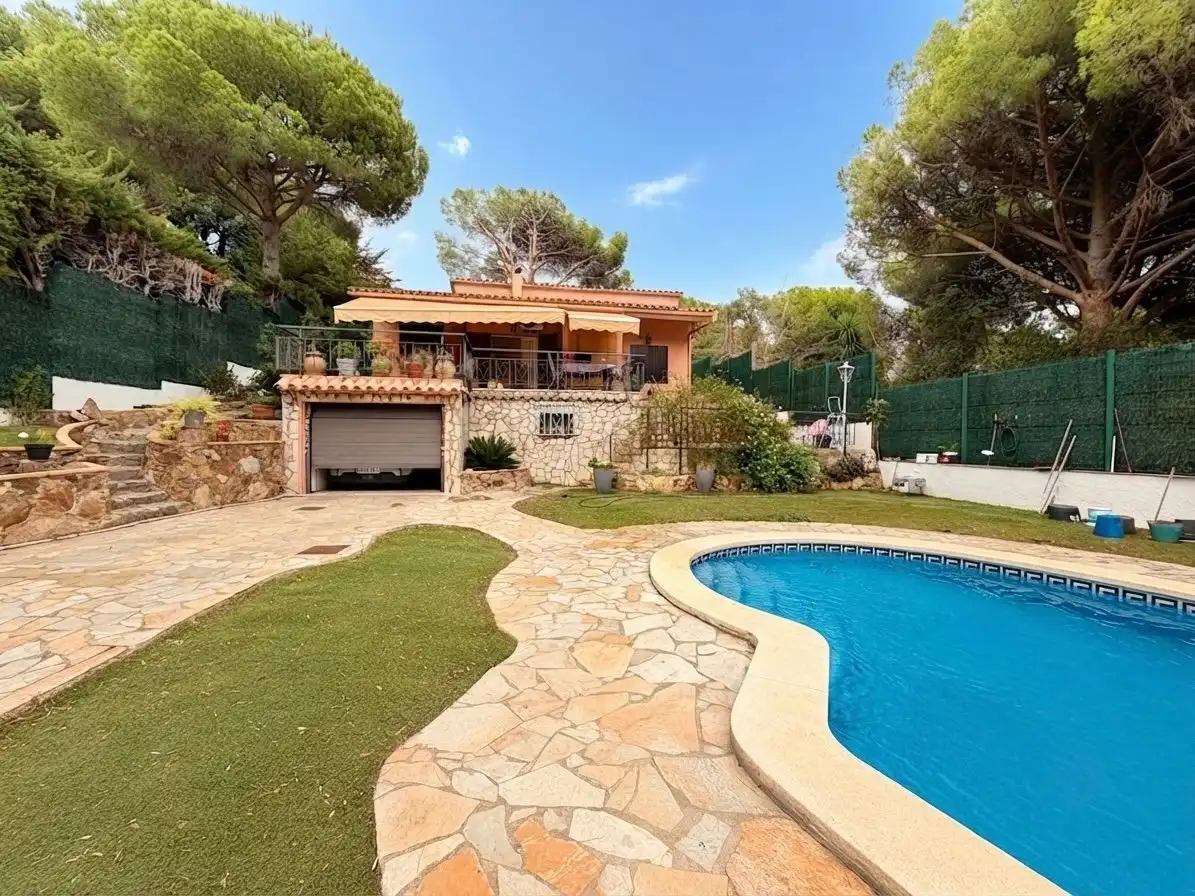House with pool for sale in Cabanyes - Mas Ambrós - Mas Pallí, imagen 3