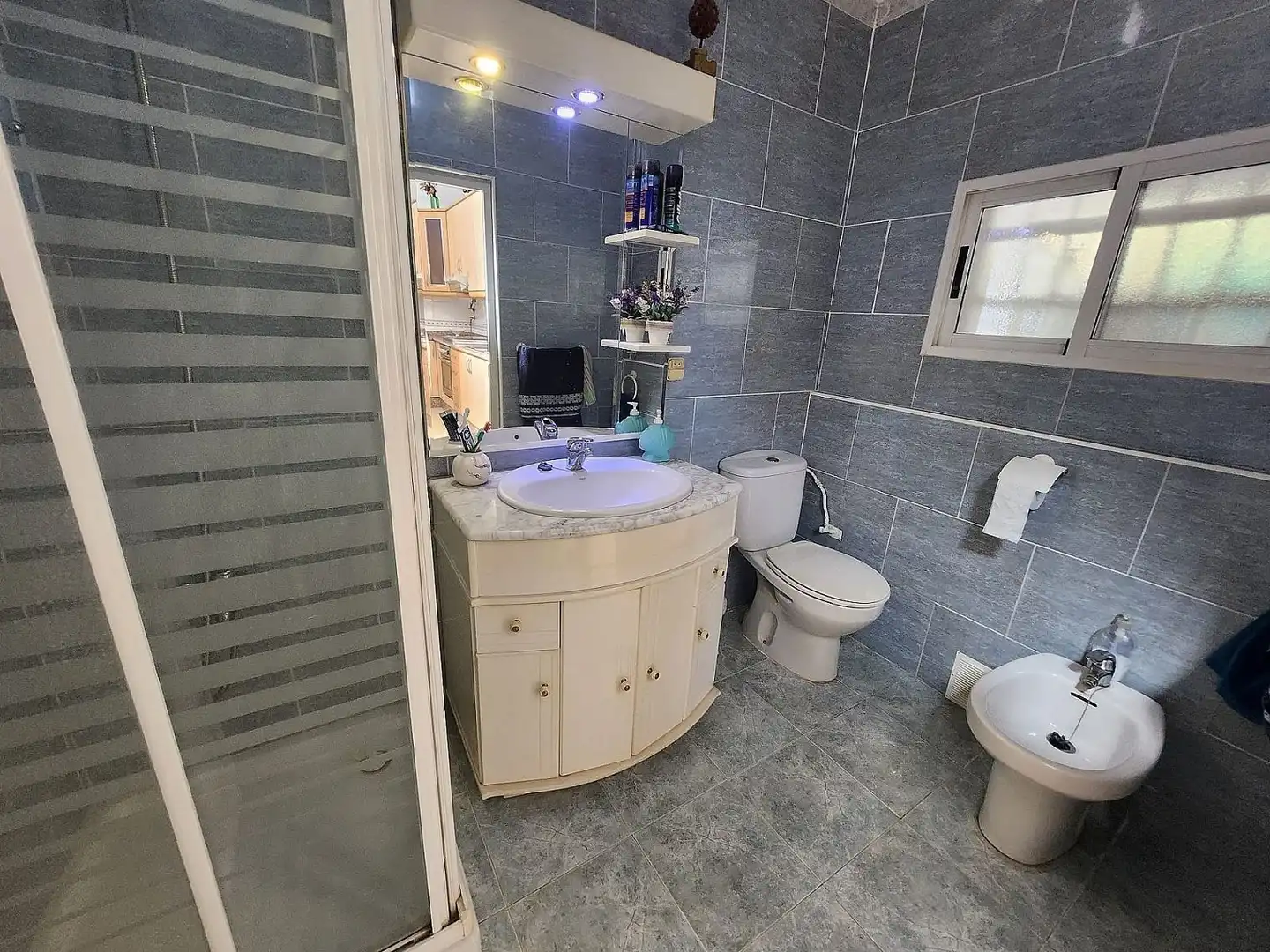 Badezimmer von Residential zum Verkauf in Villena