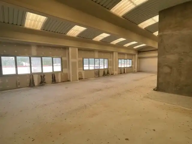 Fabrikhallen zur Miete in Urnieta