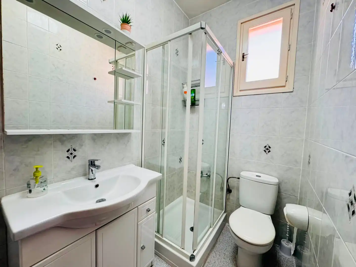 Baño de Piso en venta en Flaçà con Aire acondicionado, Calefacción y Terraza