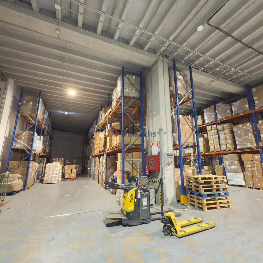 Industrial buildings for sale in Dosrius