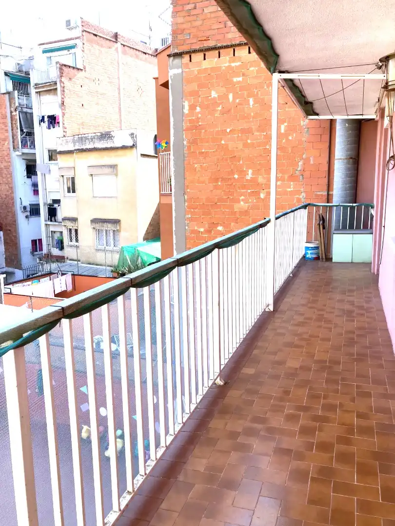 Terraza de Ático en venta en L'Hospitalet de Llobregat con Aire acondicionado, Calefacción y Terraza