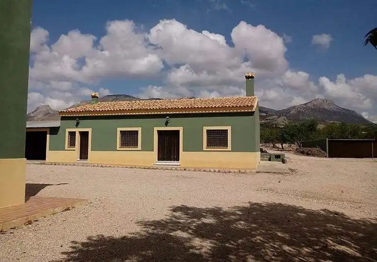 Casa rústica con jardín en venta en Pedanías Norte, imagen 8
