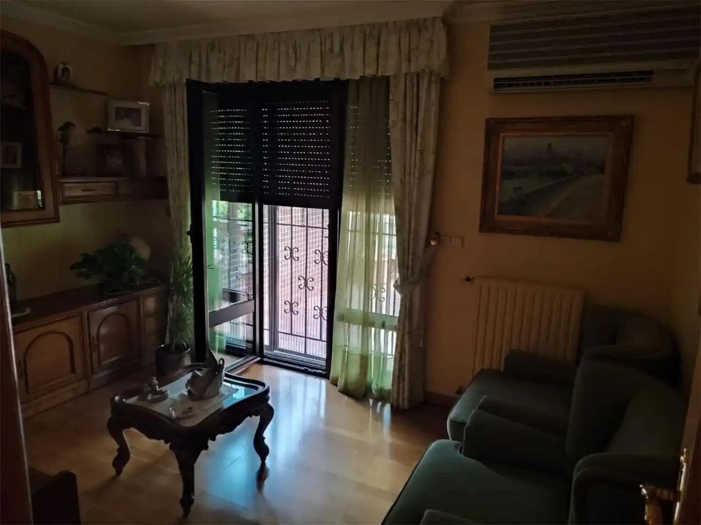 Wohnzimmer von Einfamilien-Reihenhaus zum Verkauf in Centro