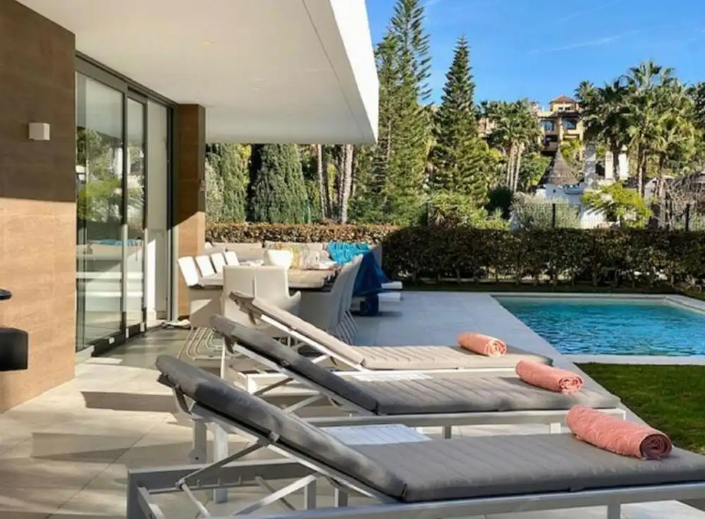 Terrassa de Casa o xalet de lloguer en Estepona amb Aire condicionat, Jardí privat i Terrassa