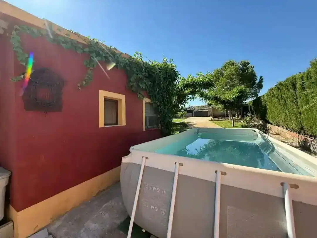 Piscina de Casa o chalet en venta en Caspe con Calefacción, Jardín privado y Parquet