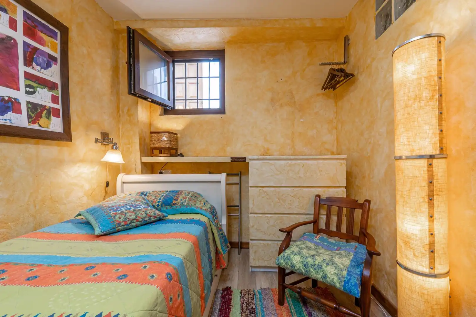 Habitación de Casa o chalet en venta en Granada con Terraza y Balcón