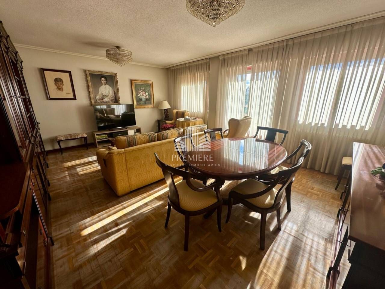 Living room of Flat for sale in Santa Marta de Tormes  with Air Conditioner, Heating and Parquet flooring