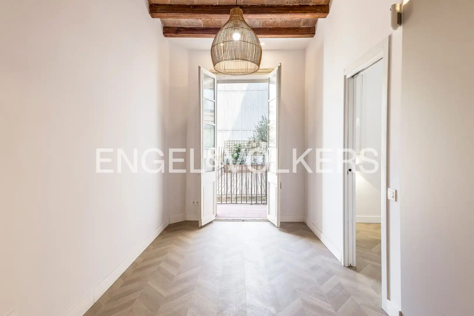 Apartamento en venta en Barcelona con Aire acondicionado, Calefacción y Terraza