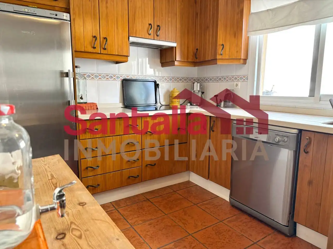 Cocina de Casa adosada en venta en Almuñécar con Aire acondicionado, Terraza y Piscina comunitaria