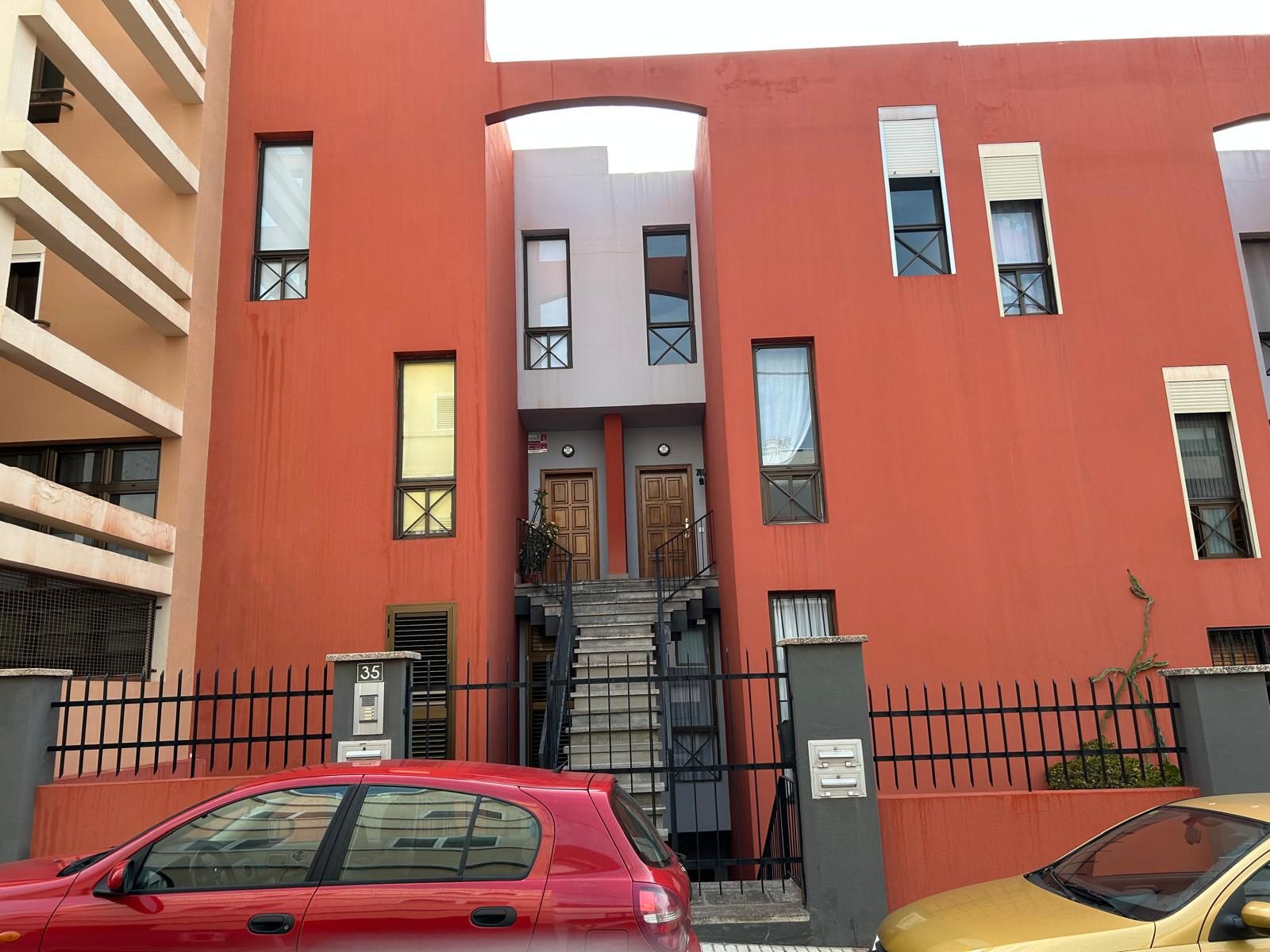 Vista exterior de Dúplex de lloguer en Las Palmas de Gran Canaria amb Terrassa i Balcó