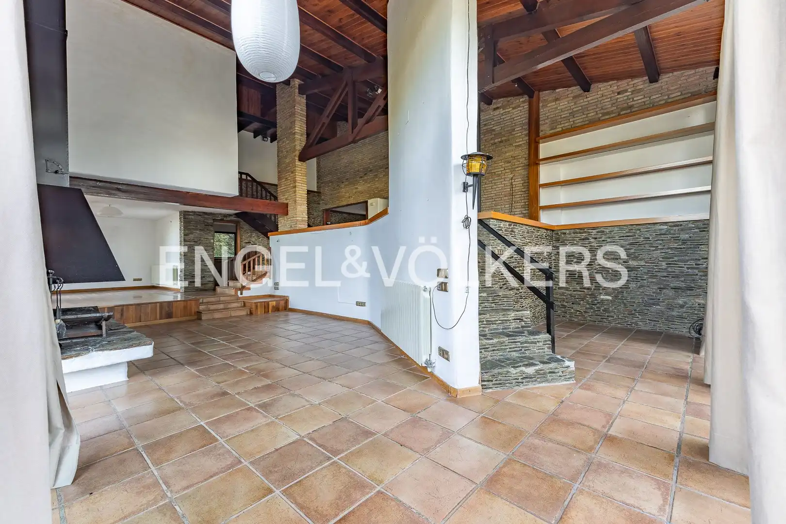 Houses for sale in Barcelona  with Heating, Private garden and Parquet flooring