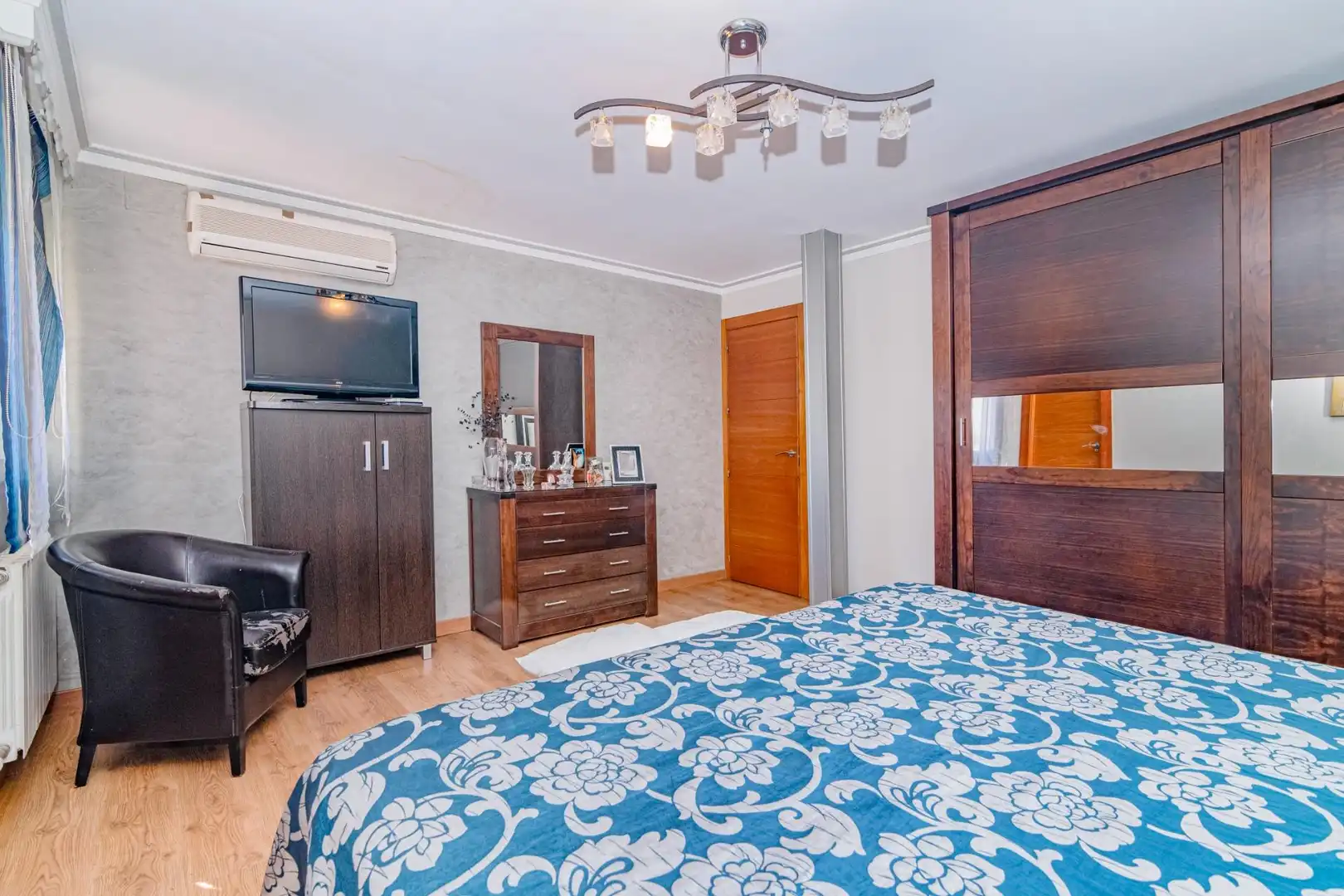 Bedroom of Detached homes for sale in Granada  with Air Conditioner, Terrace and Furnished