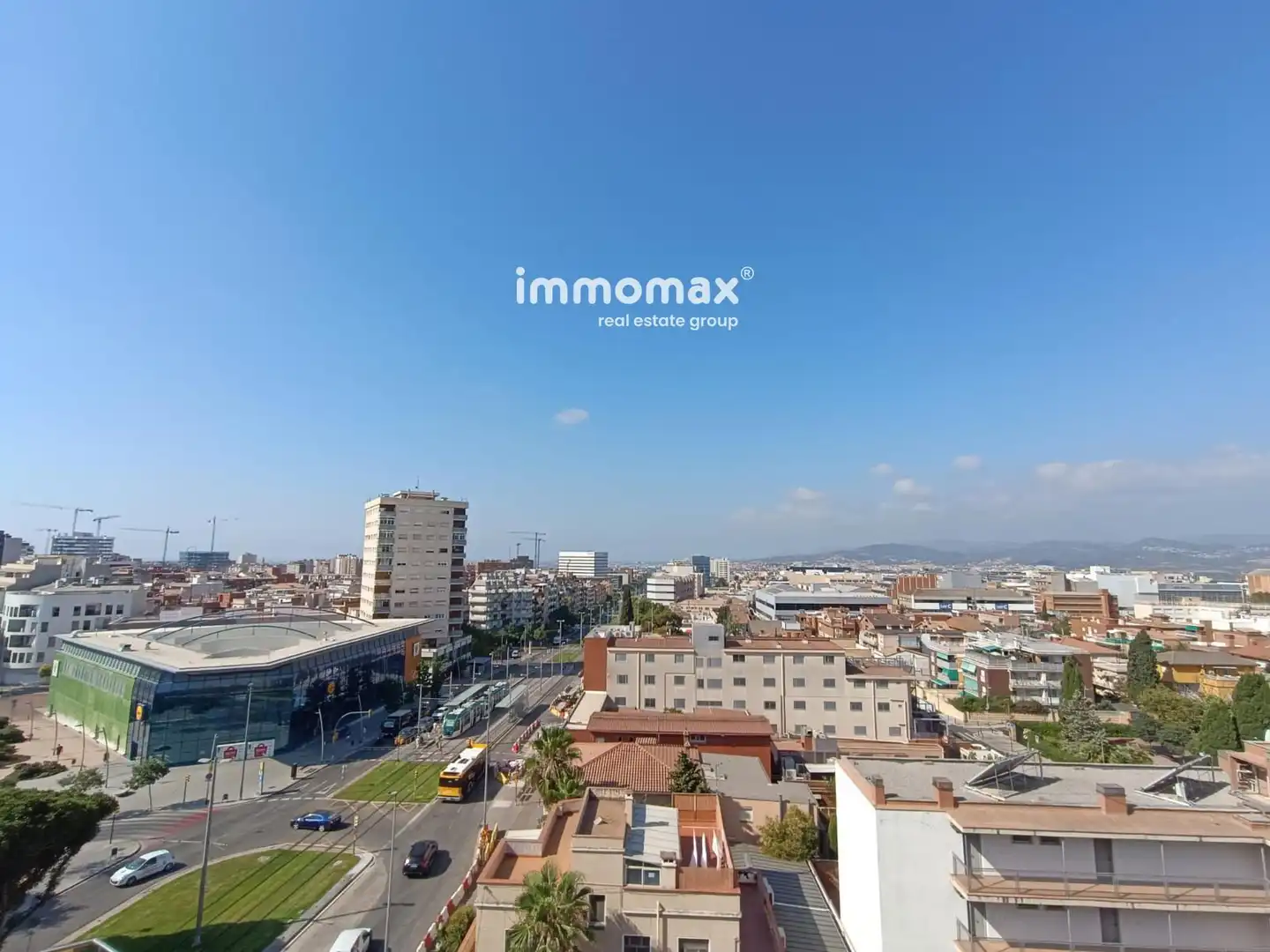 Vista exterior de Piso de alquiler en Esplugues de Llobregat con Calefacción y Terraza