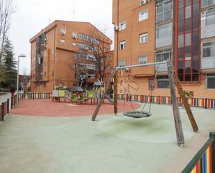 Aparcament de Pis en venda en  Madrid Capital amb Calefacció, Parquet i Terrassa