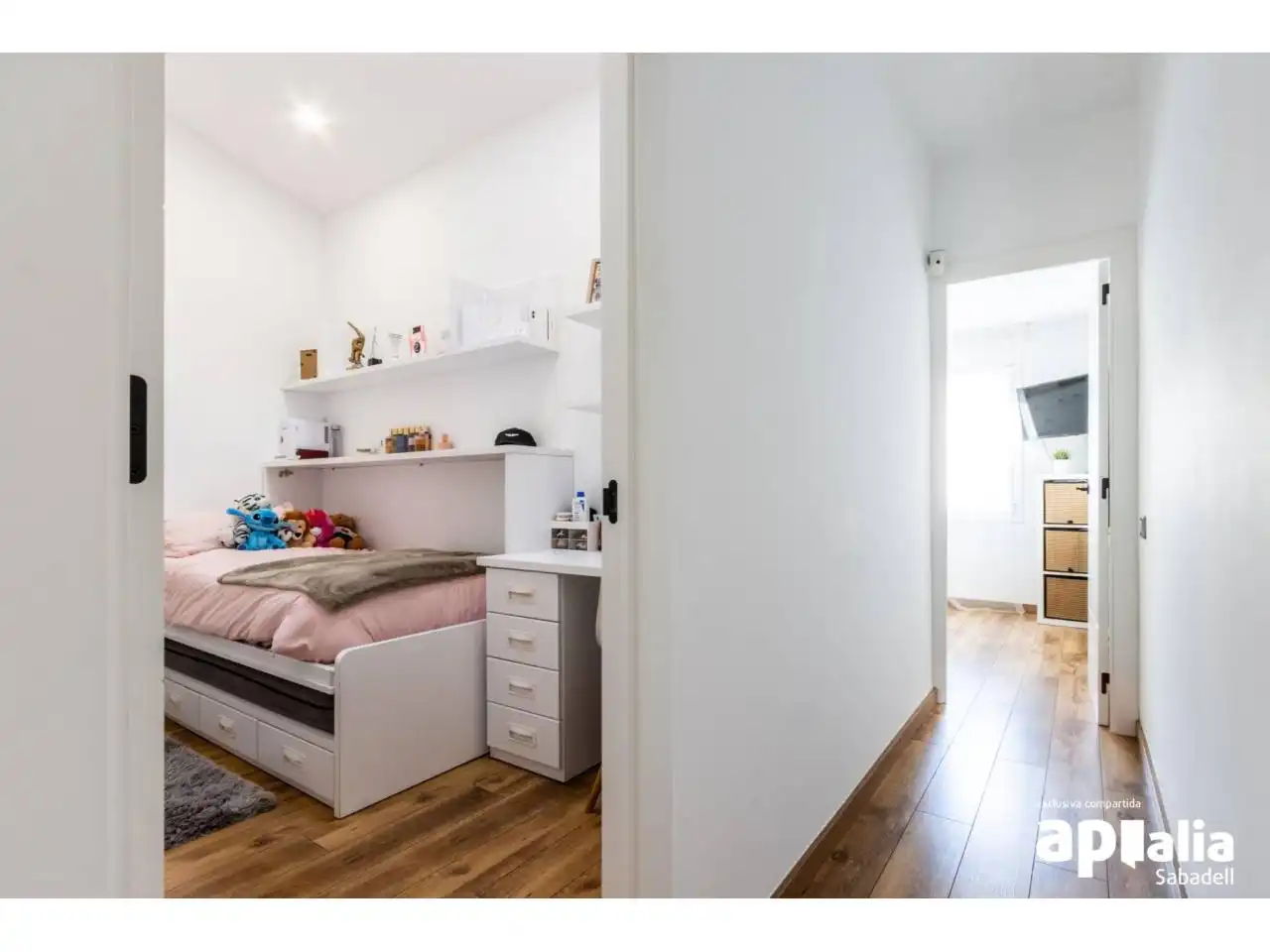 Dormitori de Casa o xalet en venda en Sabadell amb Aire condicionat, Calefacció i Parquet