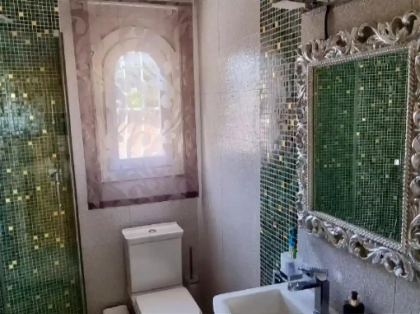 Bathroom of Houses for sale in Calpe / Calp  with Air Conditioner, Swimming Pool and Balcony