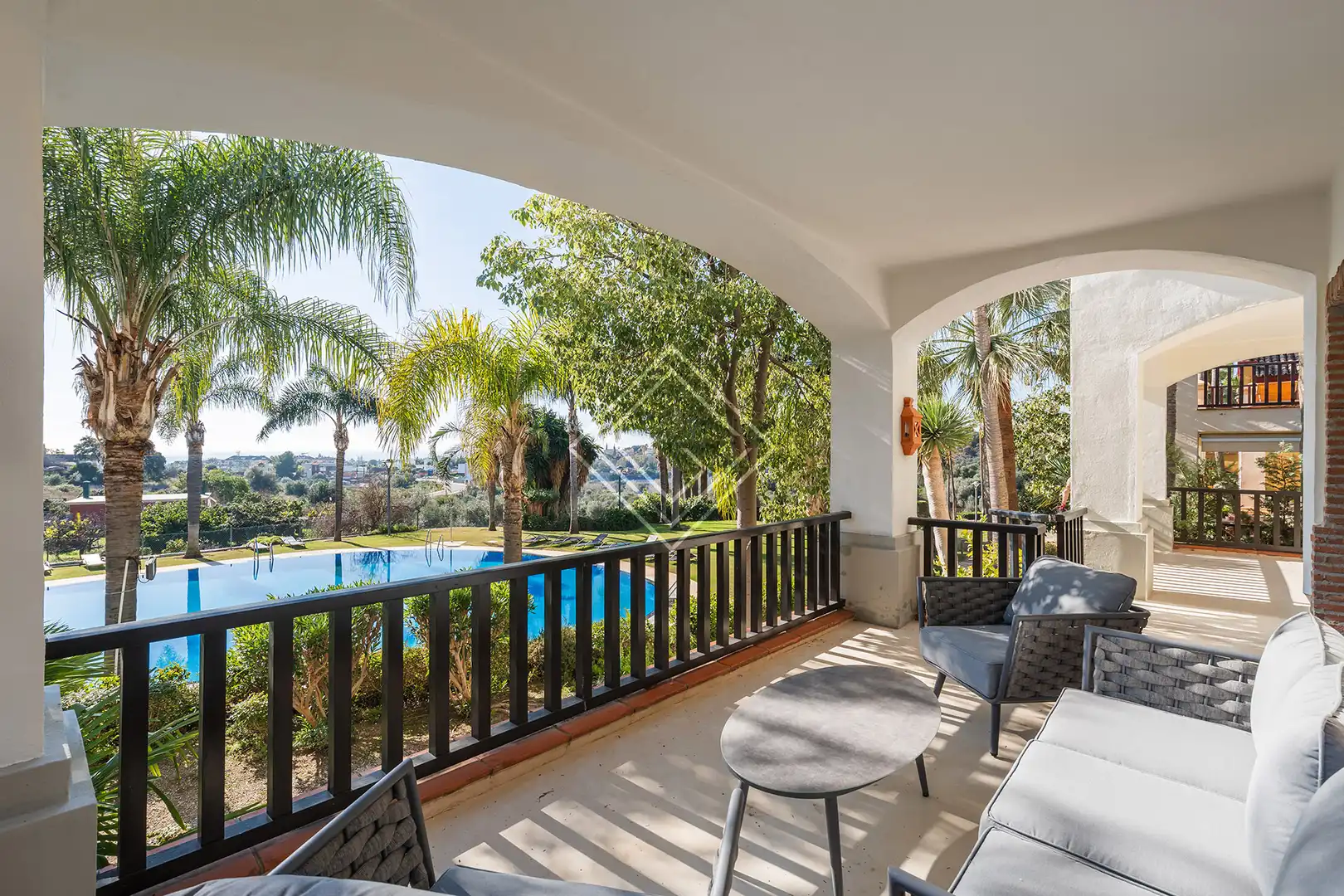 Chalet con piscina en venta en Milla de Oro, imagen 31
