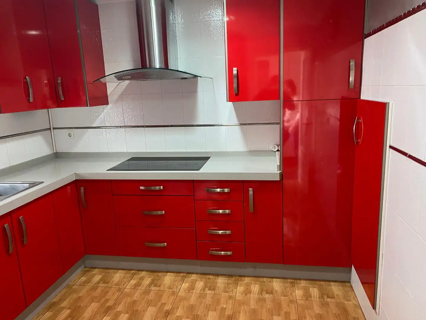 Kitchen of Duplexes for rent in Dos Hermanas  with Air Conditioner and Pets allowed