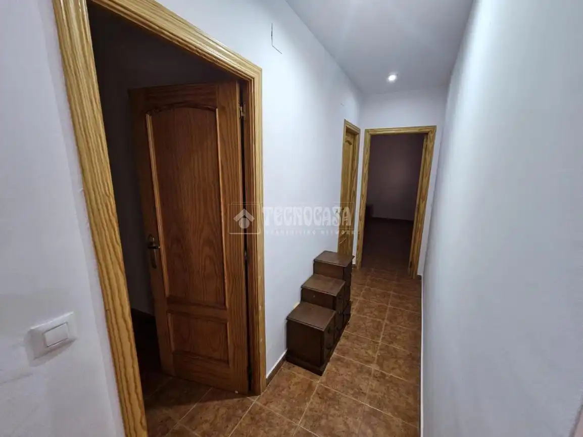 Detached homes for sale in El Puente del Arzobispo  with Heating