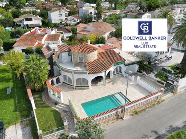 Maison avec piscine à vendre à N/A