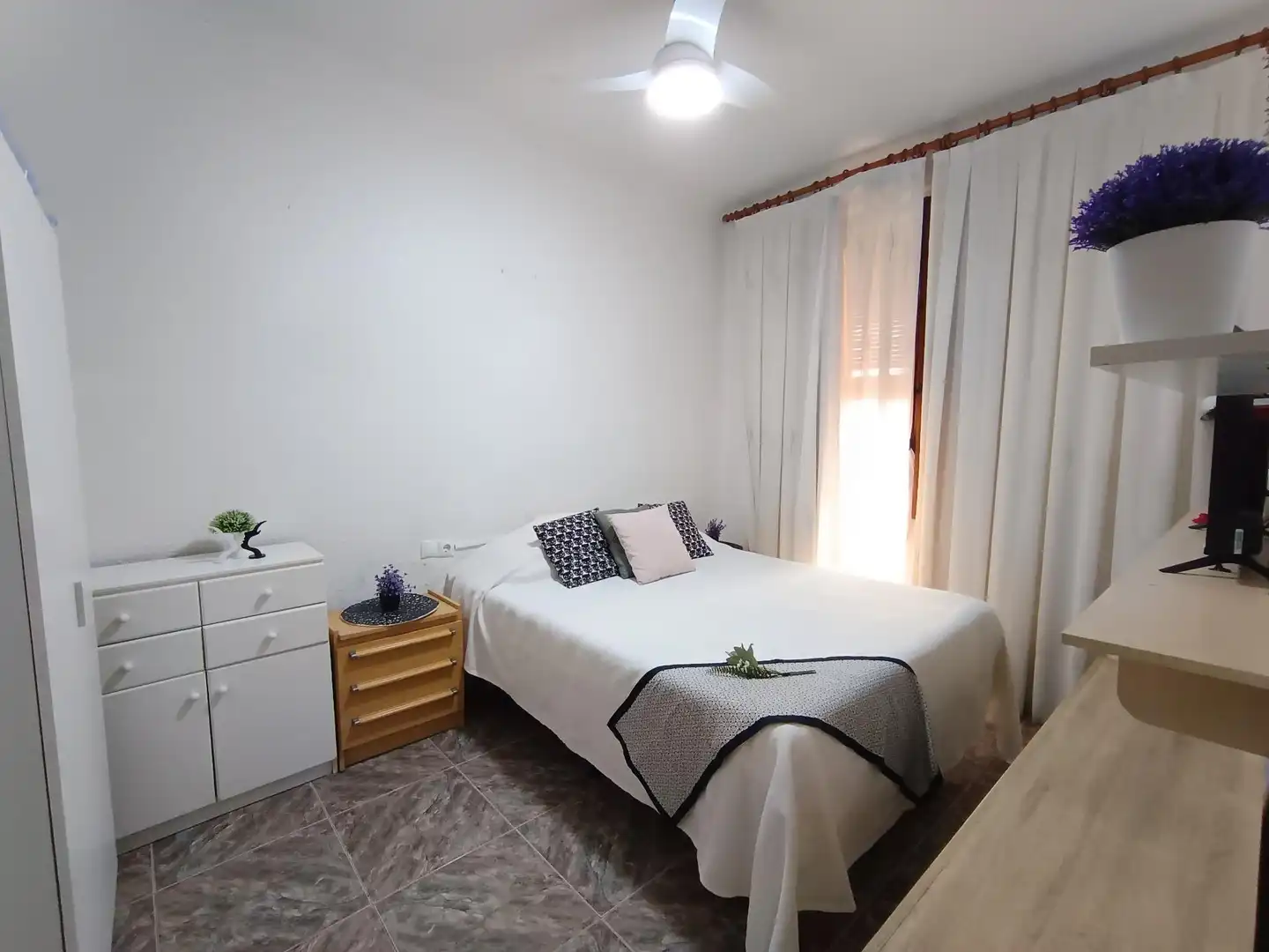 Habitación de Casa adosada en venta en Molina de Segura con Aire acondicionado, Terraza y Amueblado