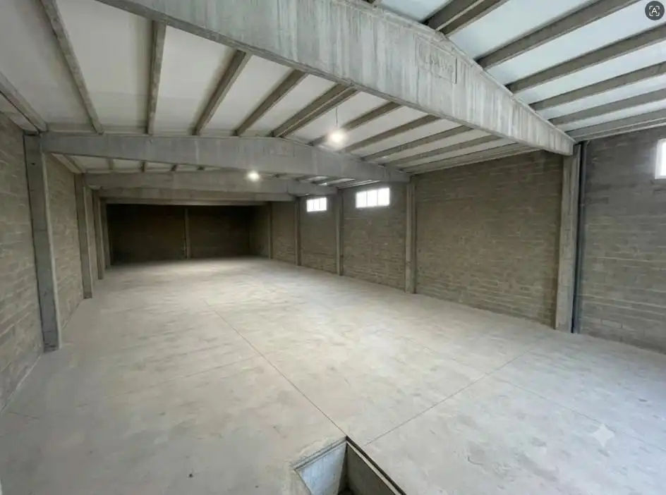 Industriegebäude zur Miete in San Cibrao das Viñas, imagen 3