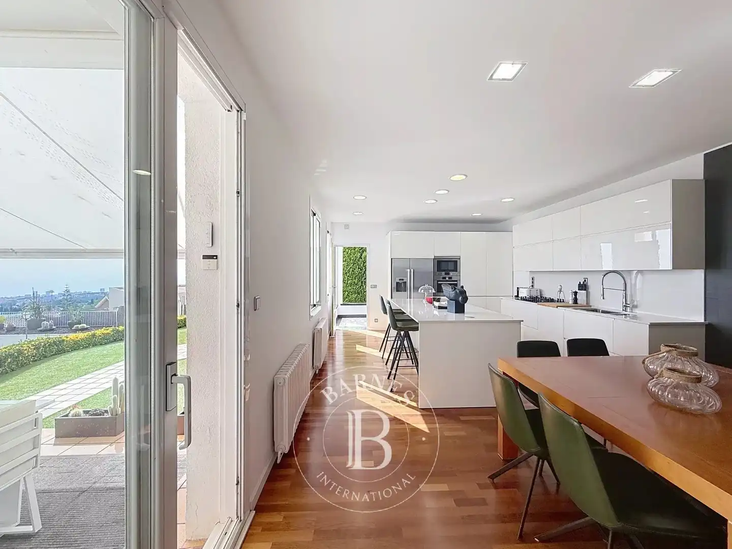 Cocina de Casa o chalet en venta en Mataró con Aire acondicionado, Calefacción y Jardín privado