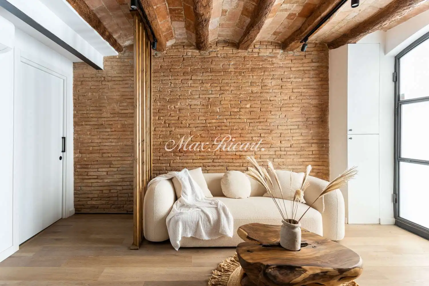 Sala d'estar de Casa o xalet en venda en Barcelona amb Aire condicionat, Calefacció i Terrassa