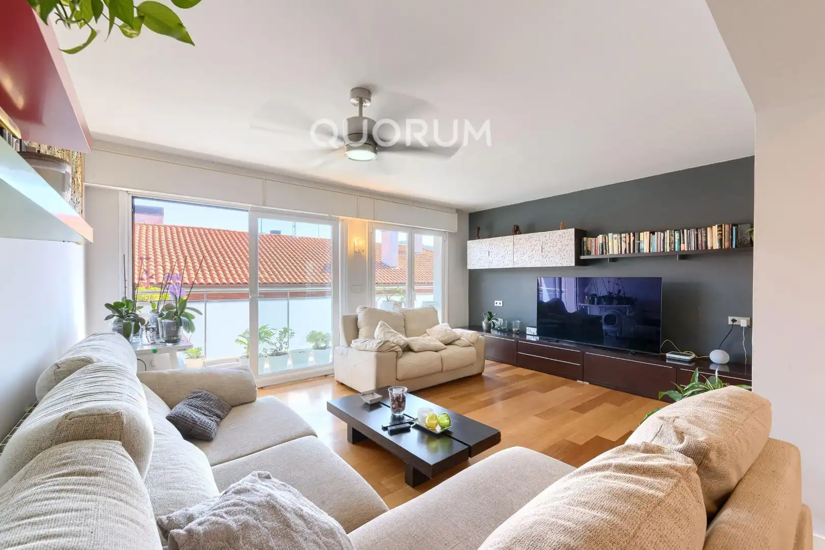 Sala de estar de Piso en venta en Arrigorriaga con Calefacción, Terraza y Trastero
