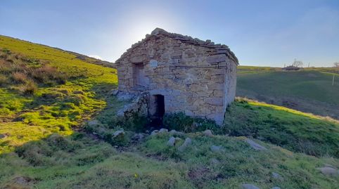 Foto 2 de Casa o xalet en venda a Barrio Pedrosa, San Roque de Riomiera, Cantabria