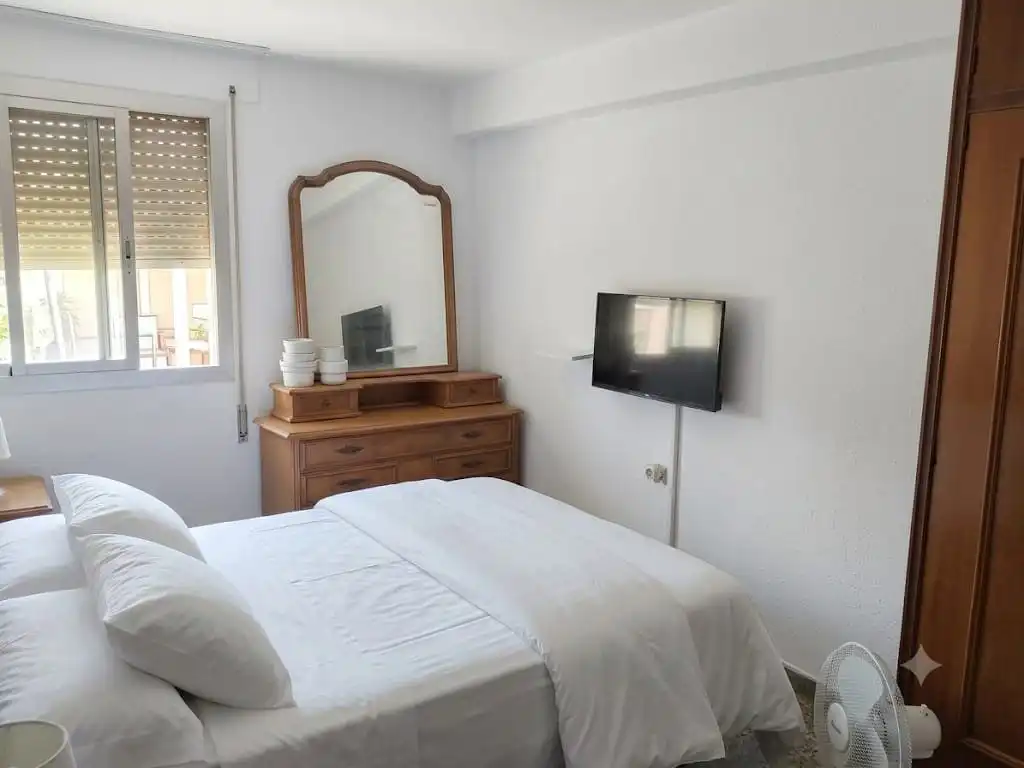 Habitación de Piso en venta en Valencia con Aire acondicionado, Jardín privado y Amueblado