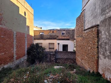 Terreny residencial en venda a Carrer Sant Antoni 162