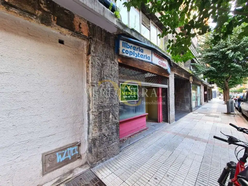 Business premises for sale in Avenida Manuel Llaneza, imagen 2