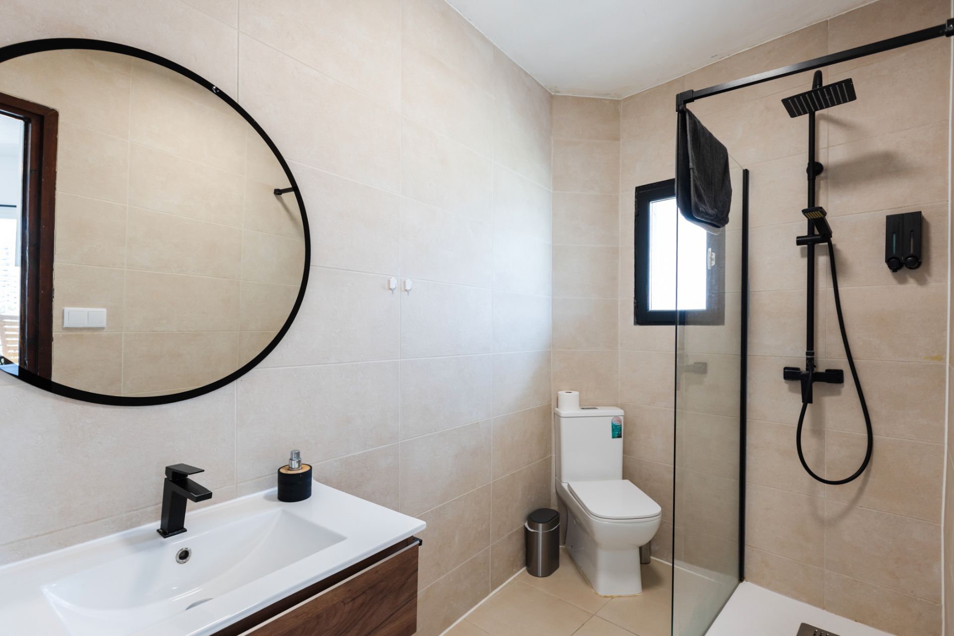 Baño de Apartamento en venta en Calpe / Calp con Aire acondicionado, Terraza y Lavadora
