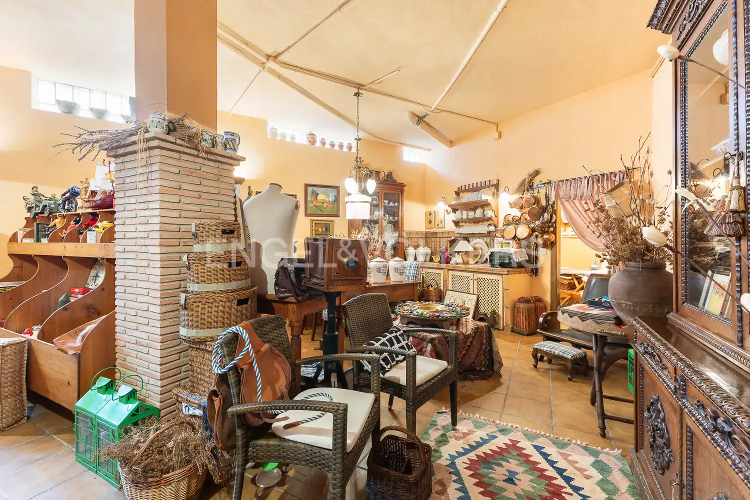 Casa adosada en venta en Viver con Calefacción, Terraza y Amueblado