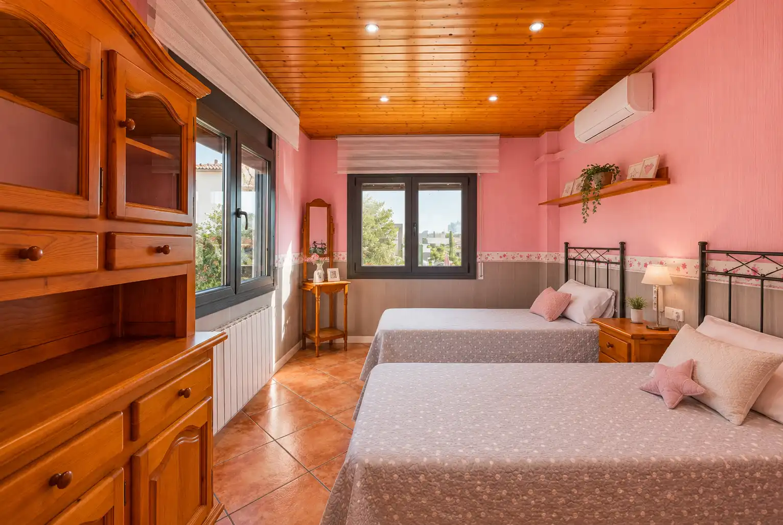 Casa adosada en venta en Calle dels Pins, Subirats