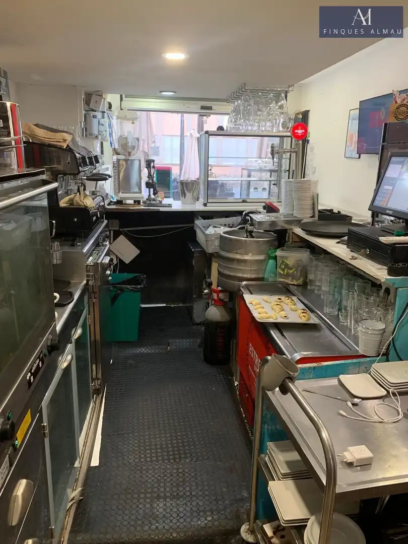 Cocina de Local de alquiler en Vilanova i la Geltrú con Aire acondicionado y Amueblado