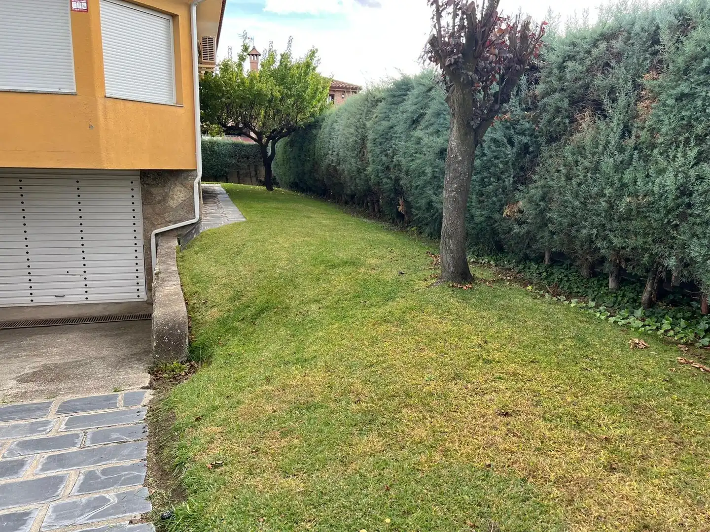 Garden of Houses for sale in Pepino  with Air Conditioner, Heating and Private garden