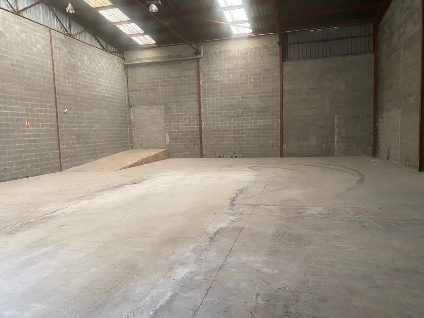 Nave industrial in vendita a Carrer Tarragonès 4