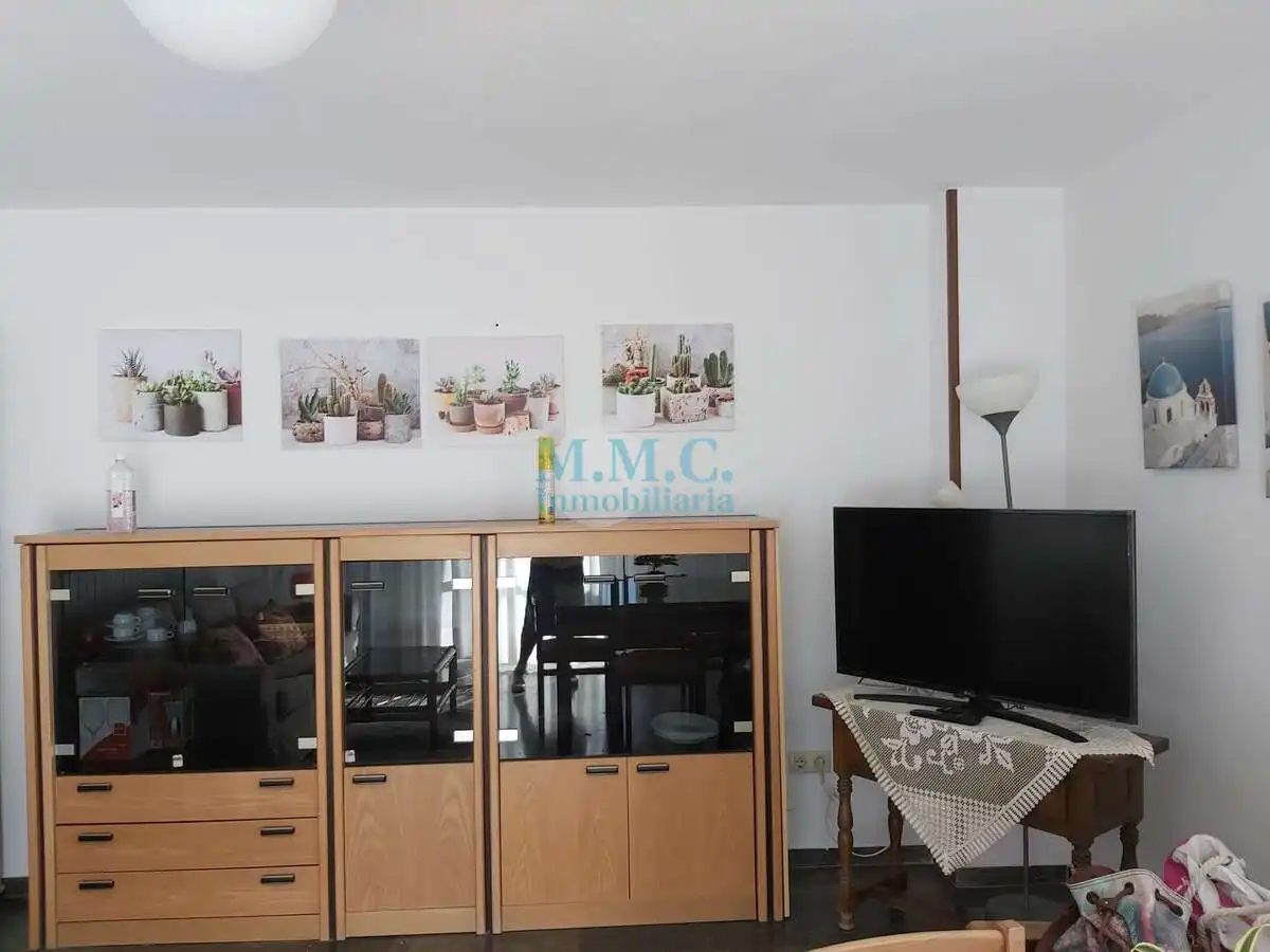 Wohnzimmer von Wohnung zur Miete in Roquetas de Mar mit Klimaanlage, Terrasse und Möbliert
