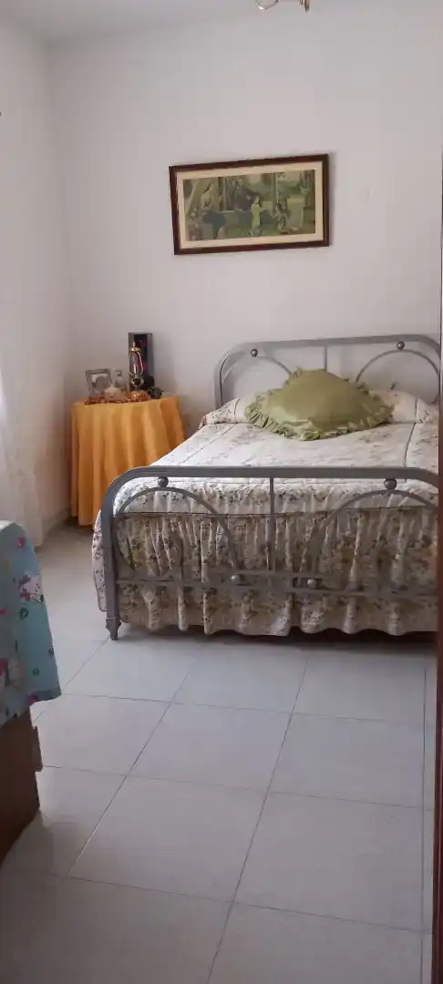 Dormitori de Planta baixa en venda en Viso del Marqués amb Aire condicionat, Moblat i Forn