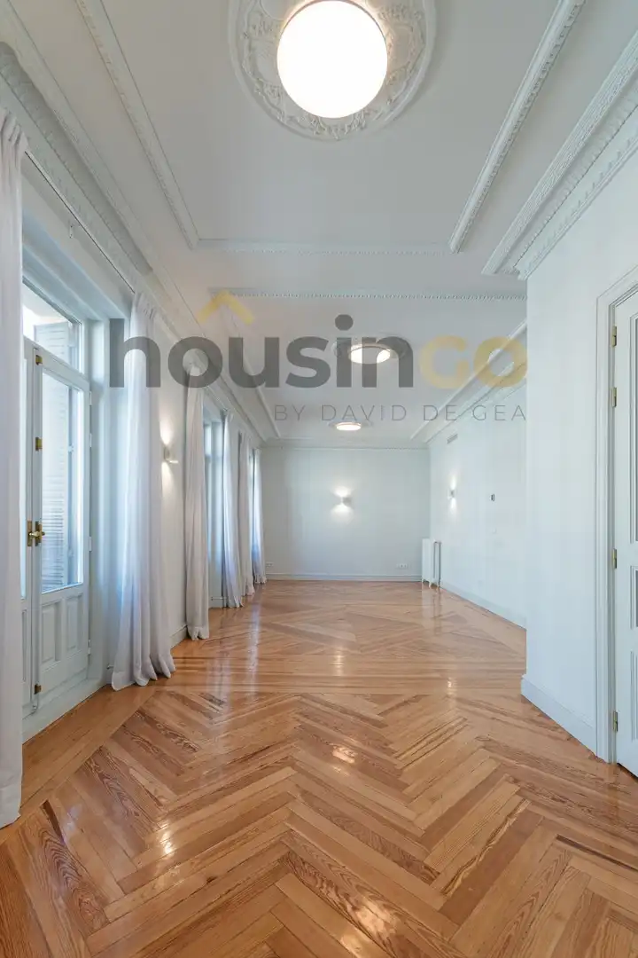 Living room of Flat for rent in Madrid  with Air Conditioner, Heating and Terrace