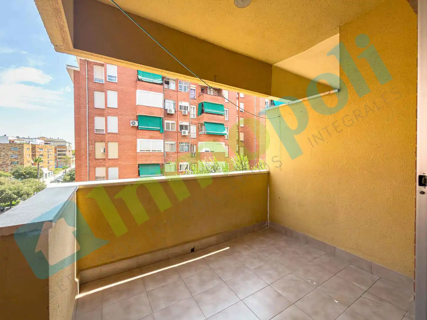 Flat for rent in Valdepasillas - La Paz - Huerta Rosales