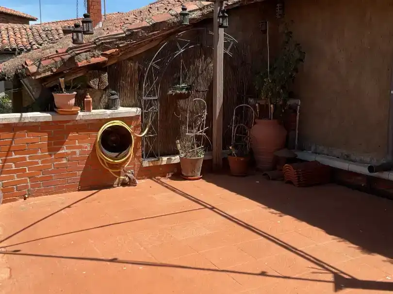 Terrassa de Casa adosada en venda en Villaturiel amb Balcó