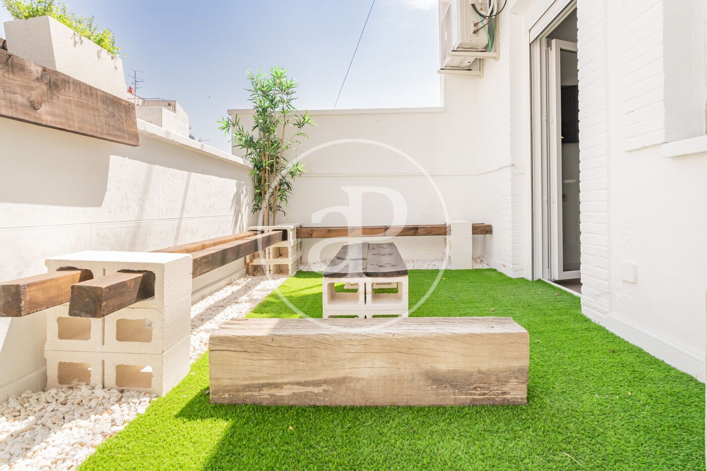 Terrace of Flat to rent in  Madrid Capital  with Air Conditioner, Heating and Terrace